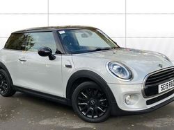 Silver Used 2019 Mini Cooper Classic Hatchback | £10,107 (Good price)