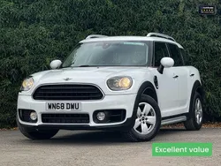 White Used 2018 Mini Cooper Countryman SUV | £10,990 (Fair price)