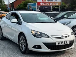 Used 2015 Vauxhall Astra GTC SRi Coupe | £3,490 (Good price)