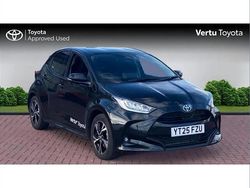 Other Used 2025 Toyota Yaris Hybrid Design Hatchback | £20,535 (Fair price)