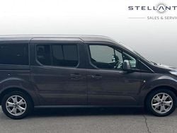 Grey Used 2018 Ford Grand Tourneo Connect Titanium MPV | £13,879 (Fair price)