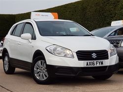 White Used 2016 Suzuki SX4 SZ3 Hatchback | £8,495