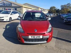 Red Used 2011 Renault Clio GrandTour Dynamique Estate | £1,995
