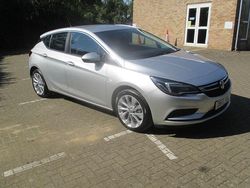 Silver Used 2017 Vauxhall Astra Design Edition Hatchback | £5,291 (Fair price)