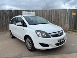 White Used 2013 Vauxhall Zafira MPV | £1,490 (Good price)
