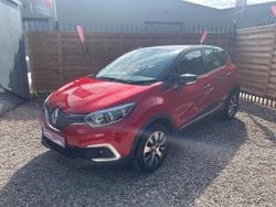 Red/black Used 2018 Renault Captur Play SUV | £6,995 (Good price)