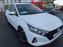 White Used 2021 Hyundai i20 SE Hatchback | £12,495 (Fair price)