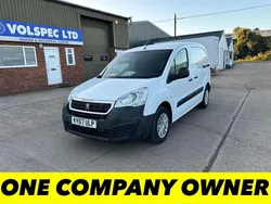 White Used 2017 Peugeot Partner S MPV | £4,500 (Good price)