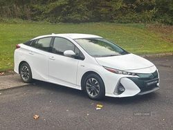 White Used 2018 Toyota Prius Business Edition Hatchback | £12,995 (Super price)