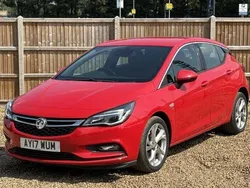 Red Used 2017 Vauxhall Astra SRi Hatchback | £6,600 (Good price)