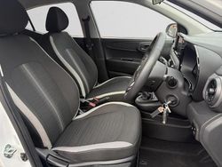 White Used 2024 Hyundai i10 Advanced Hatchback | £15,000 (A bit pricey)