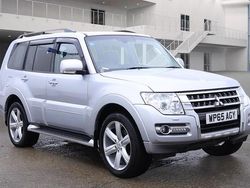Silver Used 2015 Mitsubishi Shogun SUV | £20,850 (A bit pricey)