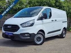 White Used 2018 Ford Transit Custom Van | £11,970 (Fair price)