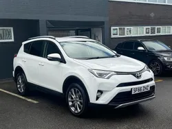 White Used 2016 Toyota RAV4 SUV | £9,695 (Fair price)