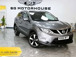 Grey Used 2016 Nissan Qashqai N-Connecta SUV | £8,495 (Fair price)
