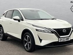 White Used 2023 Nissan Qashqai N-Connecta SUV | £18,893 (Fair price)