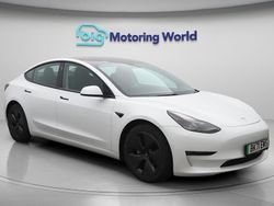 White Used 2021 Tesla Model 3 Long Range AWD Sedan | £19,000 (Fair price)