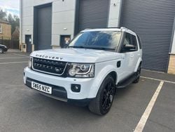 White Used 2016 Land Rover Discovery 4 Landmark SUV | £17,900 (Good price)