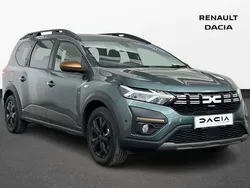 Green Used 2024 Dacia Jogger Extreme MPV | £21,500 (Fair price)