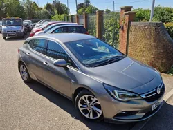 Grey Used 2016 Vauxhall Astra SRi Hatchback | £4,295 (Fair price)