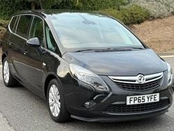 Used 2016 Vauxhall Zafira Tourer Elite MPV | £4,795 (Fair price)