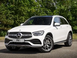White Used 2021 Mercedes GLC300 AMG Line Premium Estate | £34,250 (Fair price)