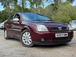 Red Used 2003 Vauxhall Vectra Sedan | £1,995 (Fair price)