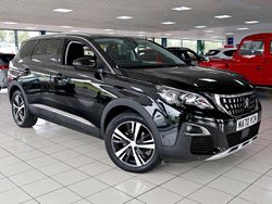 Black Used 2020 Peugeot 5008 Allure MPV | £18,689 (Fair price)