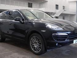 Black Used 2012 Porsche Cayenne SUV | £15,320 (Good price)