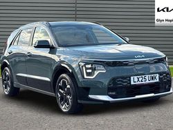 Green Used 2025 Kia e-Niro 2 SUV | £26,327 (Expensive)