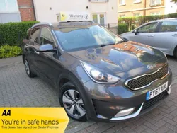 Metallic grey Used 2017 Kia Niro 2 SUV | £11,290 (Fair price)