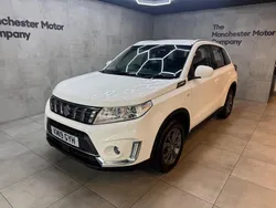 White Used 2019 Suzuki Vitara SZ4 SUV | £9,990 (Fair price)