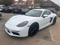 White Used 2018 Porsche Cayman Coupe | £36,995 (Fair price)