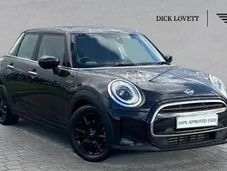 Black Used 2024 Mini Cooper Classic Hatchback | £22,724 (Fair price)