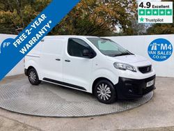 White Used 2018 Peugeot Expert Van | £10,995 (A bit pricey)
