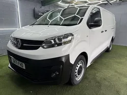 White Used 2021 Vauxhall Vivaro S Van | £10,459 (Good price)