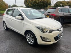 White Used 2013 Hyundai i20 Active Hatchback | £2,895 (Fair price)