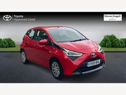 Red Used 2018 Toyota Aygo X-play Hatchback | £7,629 (Fair price)