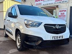 White Used 2019 Vauxhall Combo Edition Van | £7,495 (Fair price)