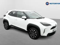White Used 2021 Toyota Yaris Hybrid Design Hatchback | £19,249 (Expensive)