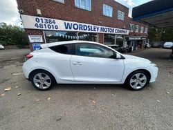 White Used 2011 Renault Mégane Coupé Dynamique Coupe | £2,499 (Fair price)