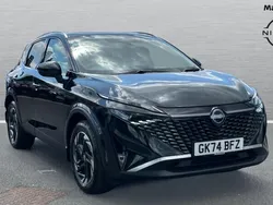 Pearl black Used 2024 Nissan Qashqai N-Connecta SUV | £24,184 (Expensive)