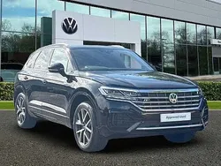 Black Used 2019 VW Touareg R-line SUV | £35,991 (Fair price)