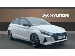 White Used 2021 Hyundai i20 Ultimate Hatchback | £11,413 (Fair price)