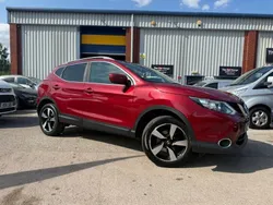 Red Used 2016 Nissan Qashqai N-Connecta SUV | £8,499 (Good price)