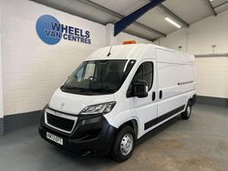 White Used 2023 Peugeot Boxer Premium Van | £14,190 (Good price)