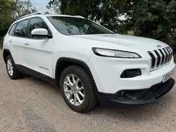 White Used 2015 Jeep Cherokee Longitude SUV | £5,495 (Fair price)