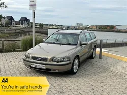 Gold Used 2004 Volvo V70 SE Estate | £2,350 (Fair price)