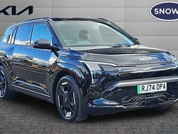 Used 2025 Kia EV3 GT-Line SUV | £30,248 (Fair price)