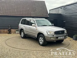 Silver Used 2002 Toyota Land Cruiser SUV | £12,000 (Fair price)